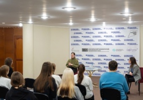 Участники программы лояльности для пользователей «Пушкинской карты» побывали на творческой встрече с Алиной Юсуповой