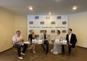 Состоялась пресс-конференция, посвященная гастролям МХАТа им. М. Горького в Новосибирске
